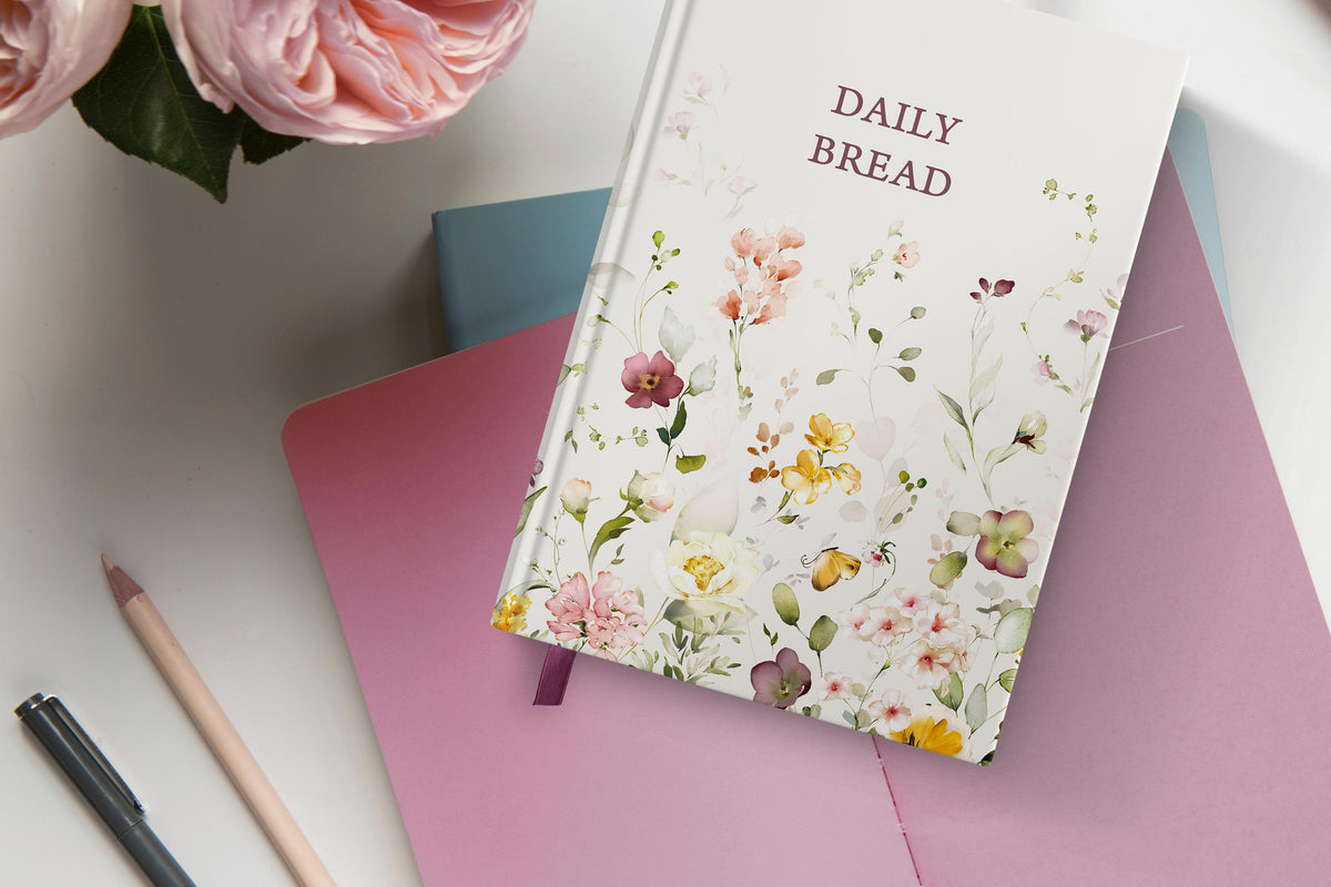 Daily Bread (5785/2025) Women's Edition: A Messianic One-Year Bible Re