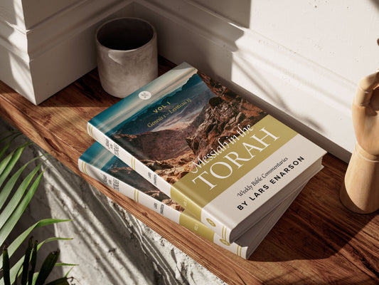 Messiah in the Torah: 2-Vol SET (Gen 1–Deut 34) Textbook Edition