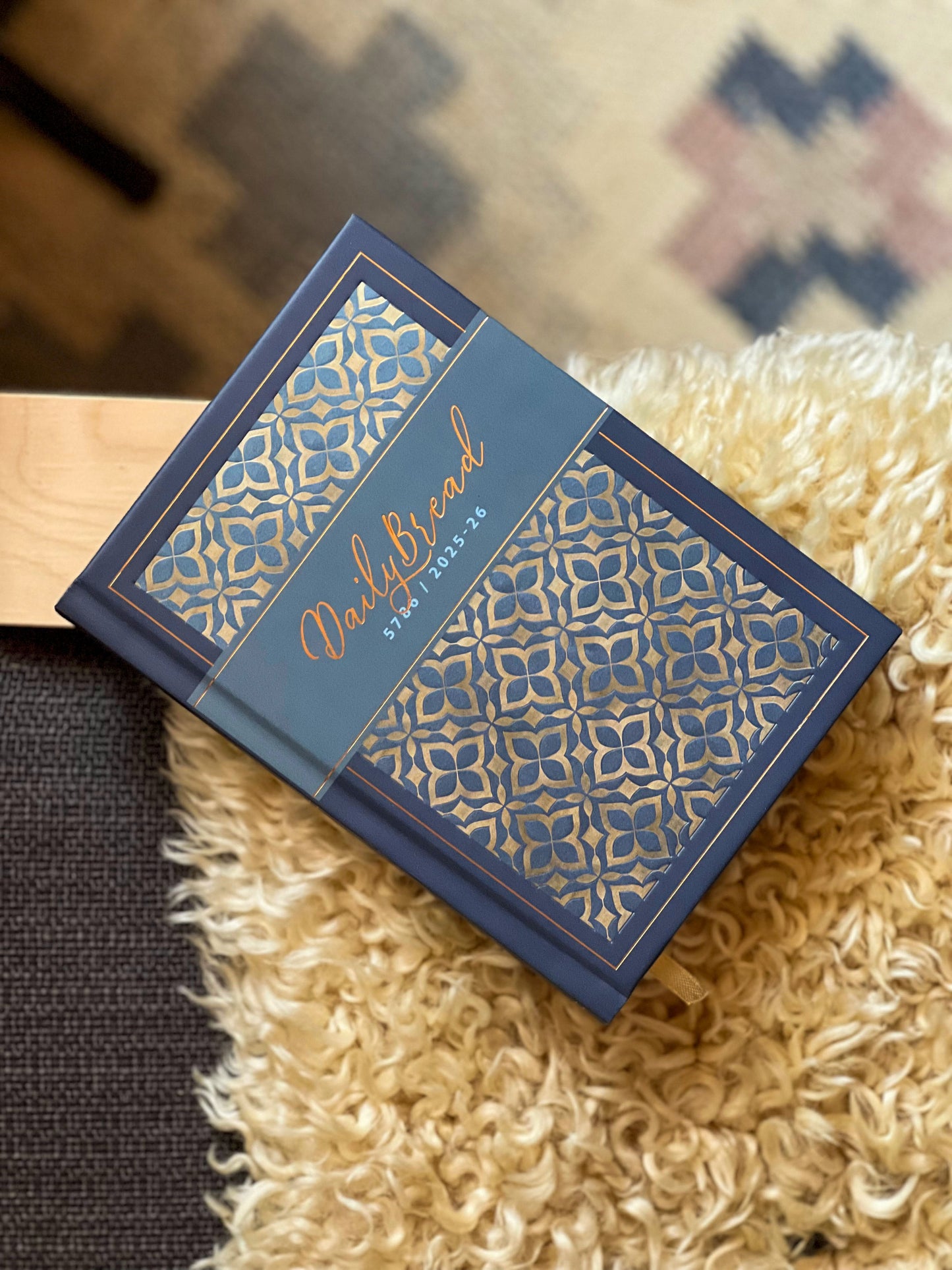 Daily Bread (5786/2026) Women's Edition: A Messianic One-Year Bible Reading Journal